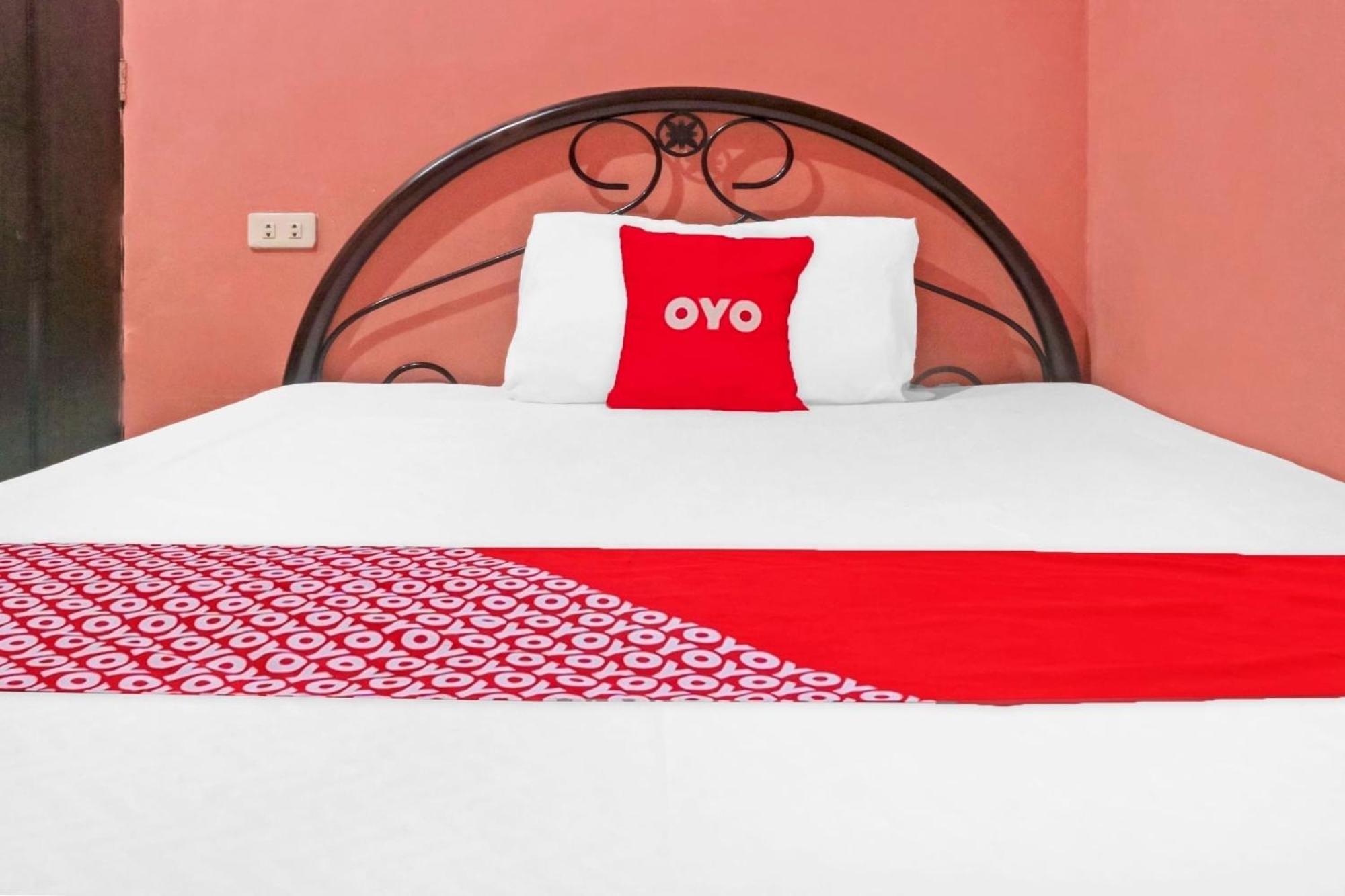 OYO 868 Solanos Transient House Pasay Exterior foto