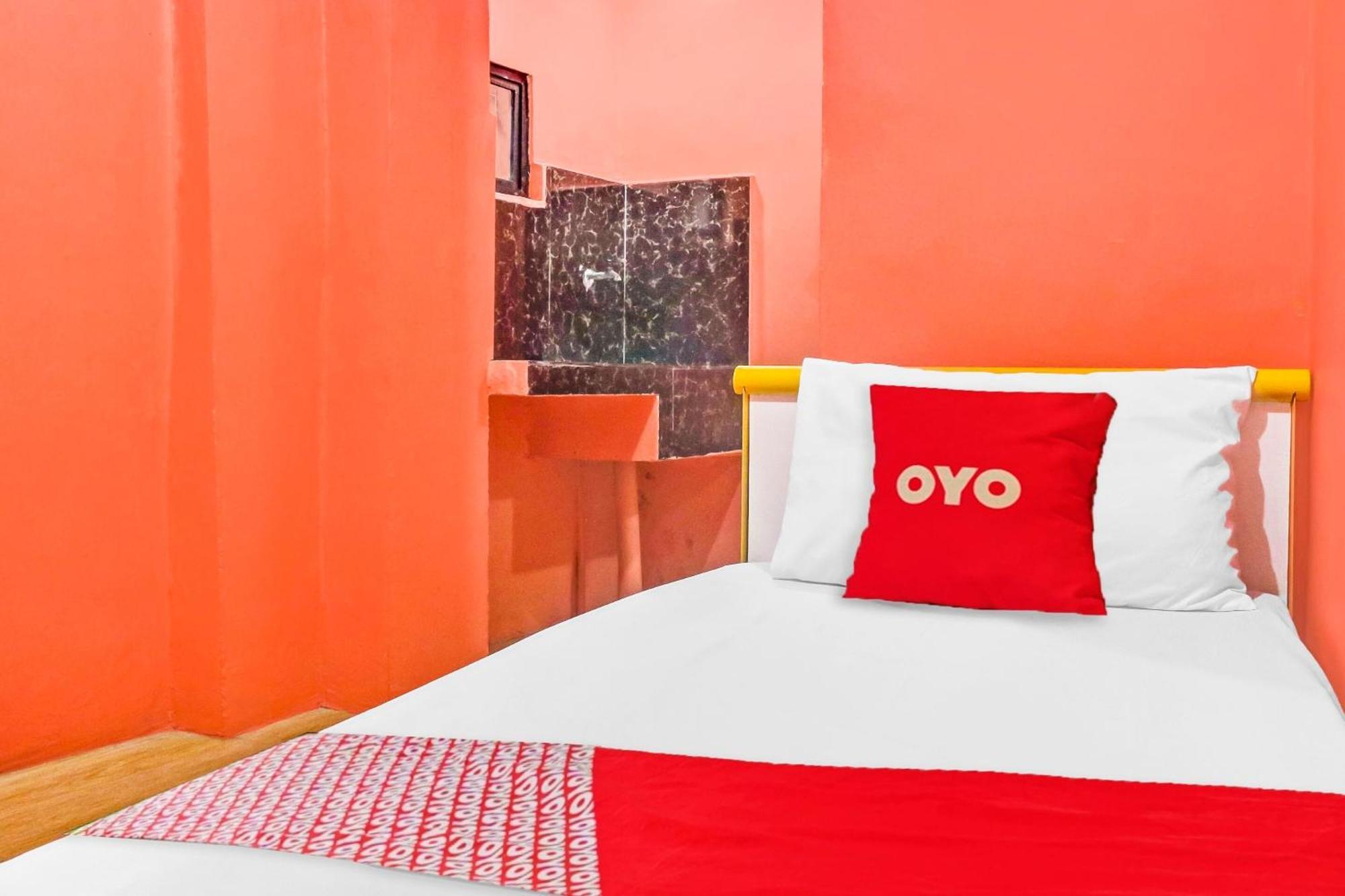 OYO 868 Solanos Transient House Pasay Exterior foto